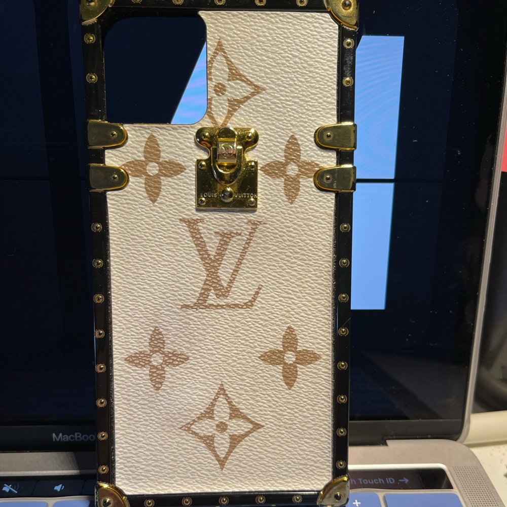 Apple iPhone 11 Pro Max Phone Case